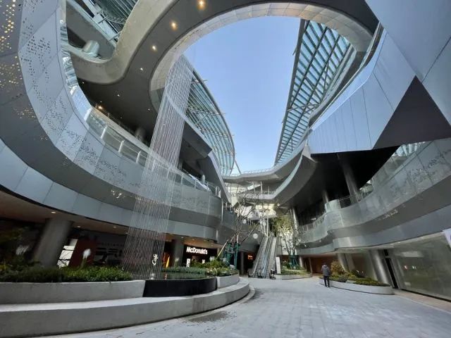 上海徐汇滨江7.5万方艺术商场开业!广拓提供智能安防整体解决方案(图8)