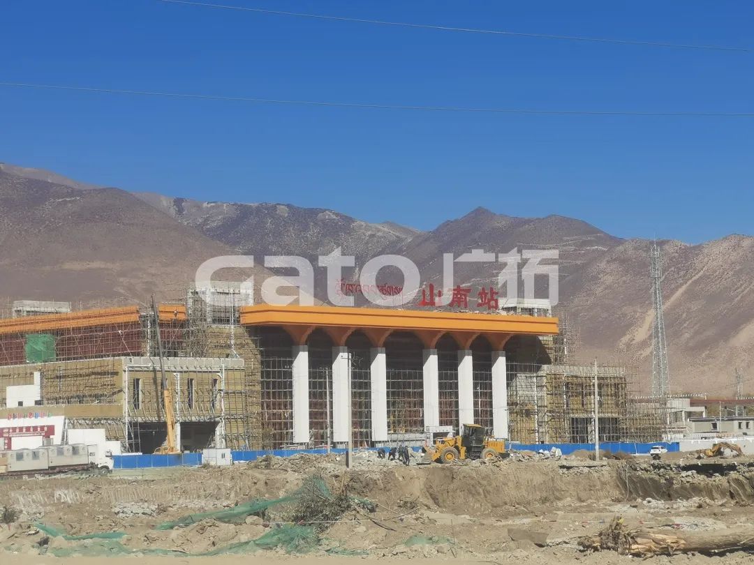 在海拔3700米高原装电子围栏是什么体验? 打卡西藏第一条电气化铁路(图15)