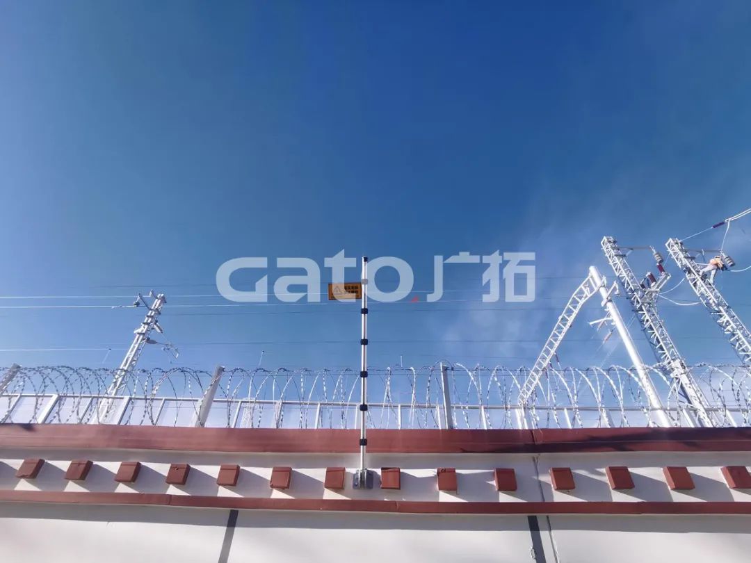 在海拔3700米高原装电子围栏是什么体验? 打卡西藏第一条电气化铁路(图8)