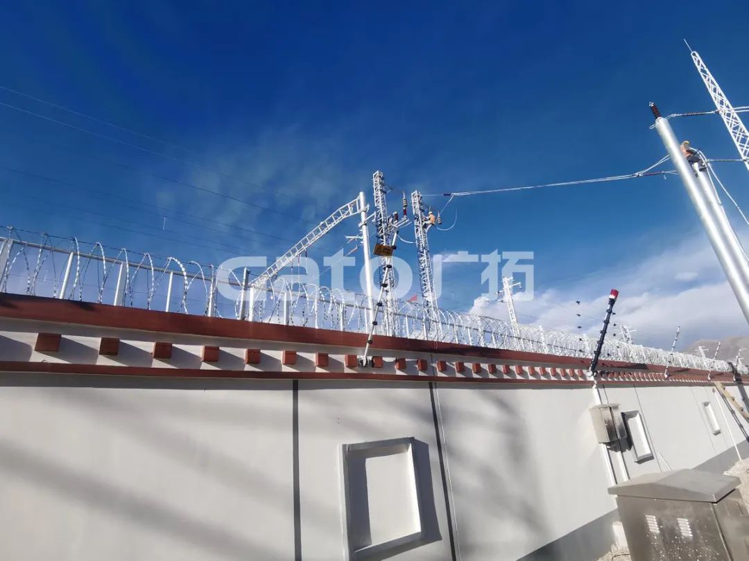 在海拔3700米高原装电子围栏是什么体验? 打卡西藏第一条电气化铁路(图13)